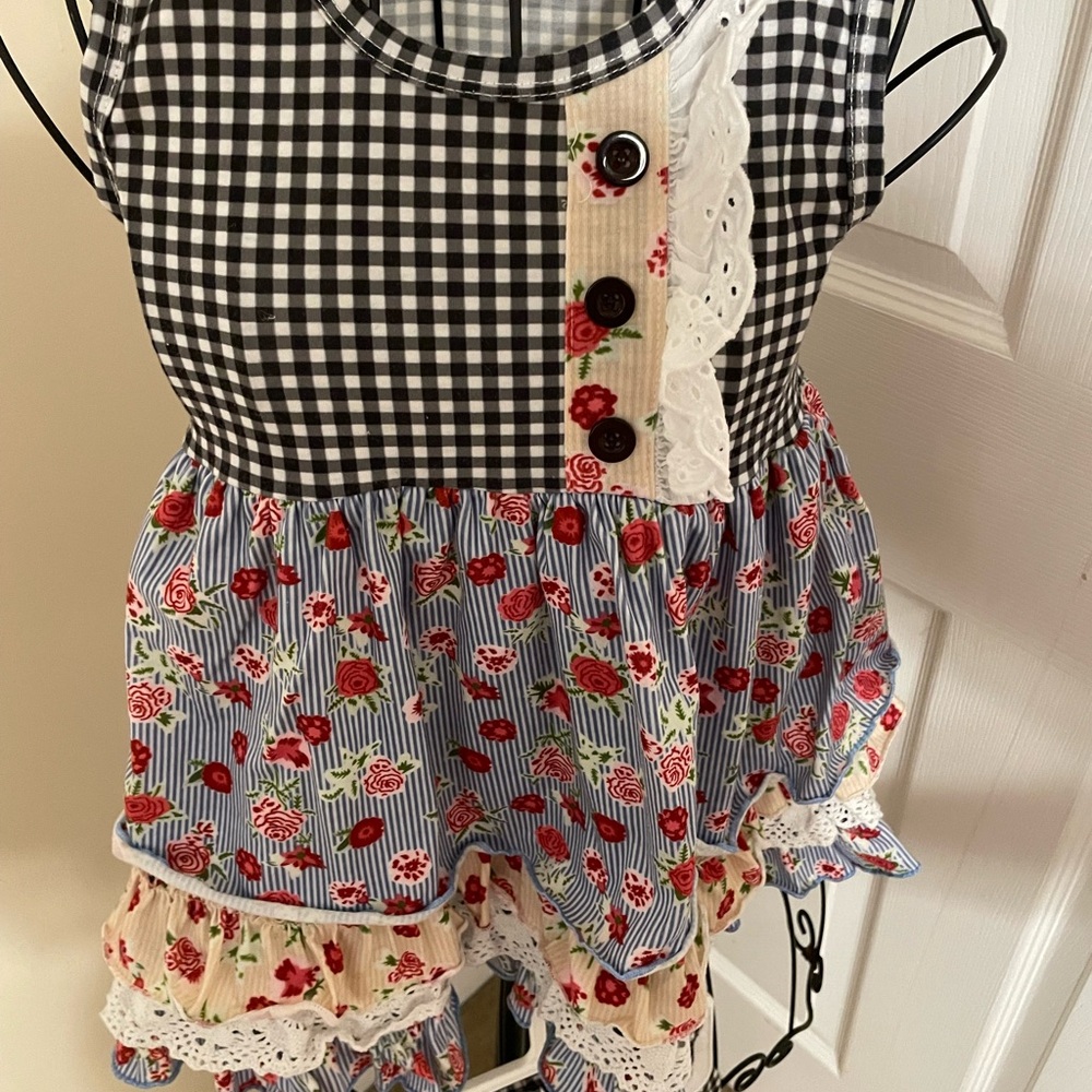 Trendy Boutique Black and White Gingham Floral Set